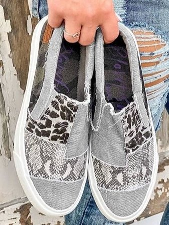Alana – Leopard Slip-on Sneakers